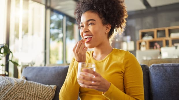 Best multivitamins for women_hero